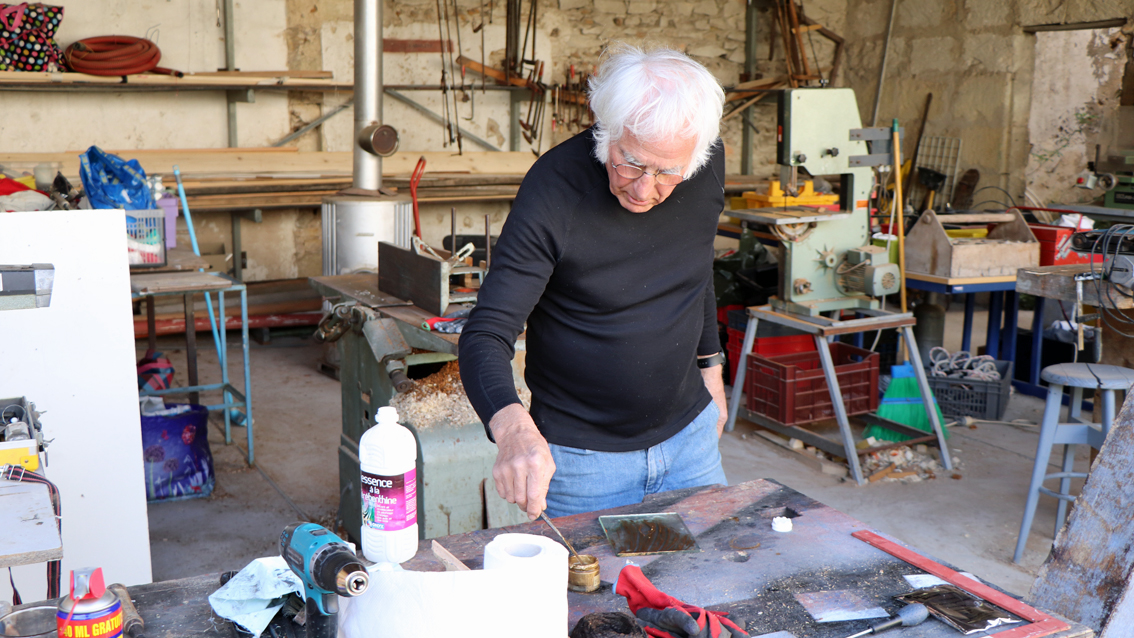 Vauvert : les constructions chimériques de Sylvain Brino