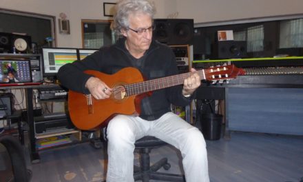 Joël Privas fait son showcase à Cultura Nîmes