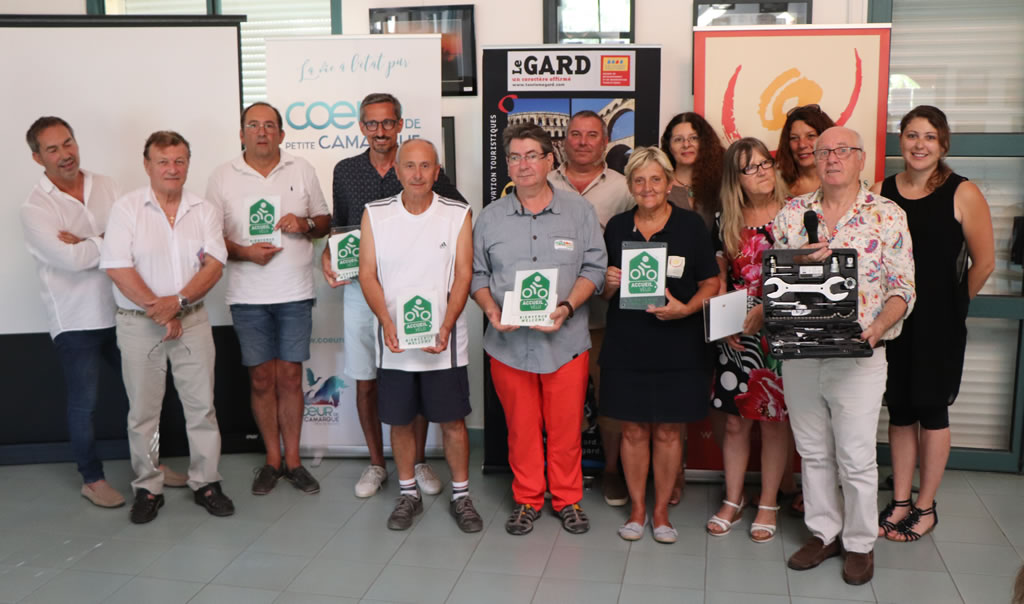 Remise des plaques “Accueil Vélo” aux premiers labellisés du territoire