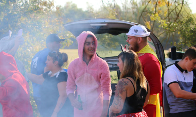 Vauvert : premier déjeuner aux près et journée déguisée