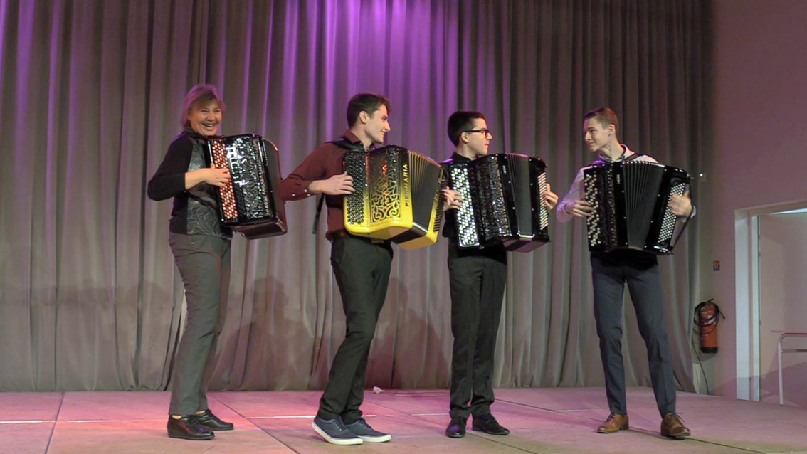 À la découverte de l’accordéon avec Jacques Mornet et ses élèves