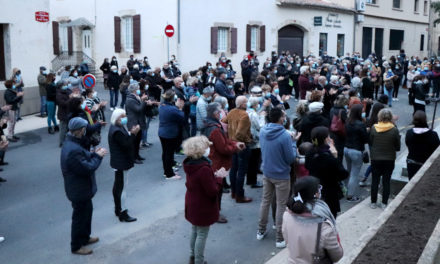Vauvert : émotion et recueillement en hommage à Samuel Paty