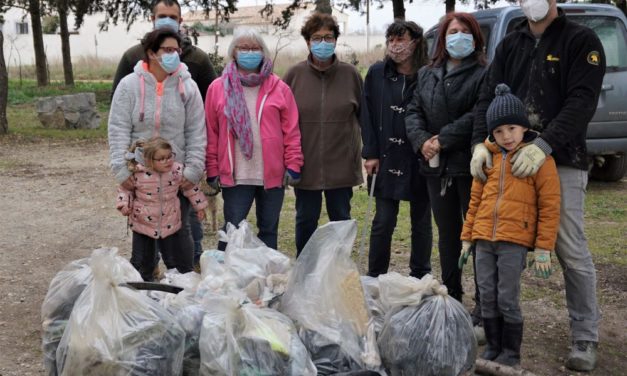Collecte de détritus à Franquevaux