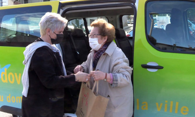 En voiture avec Dovéo du domicile à la ville