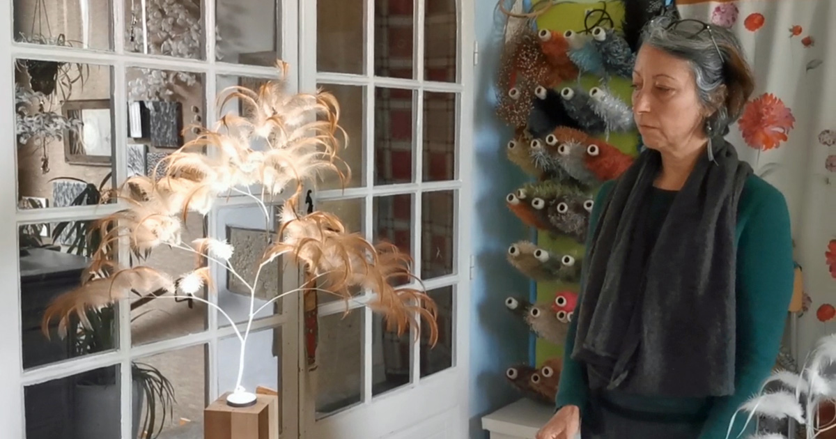 Du chapeau à la plume, Sandrine Cousi est devenue plumassière