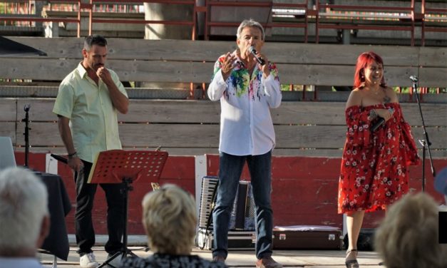 Un spectacle entre rires et Chansons