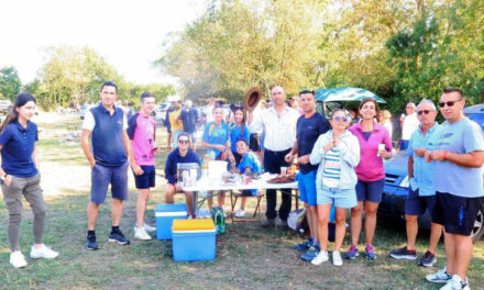 Déjeuner aux prés en ce début de fête du Cailar