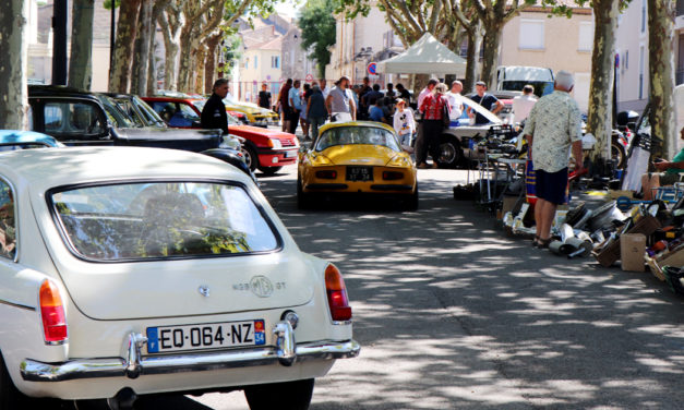 250 voitures de collection exposées à Vauvert