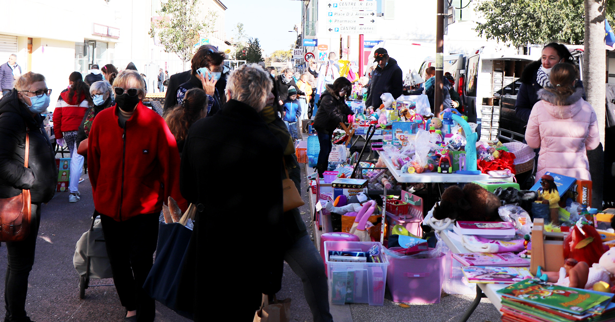 Le public au rendez-vous de la fête des halles et du marché