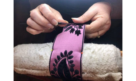 À Générac, la sabreuse de rubans perpétue un savoir centenaire