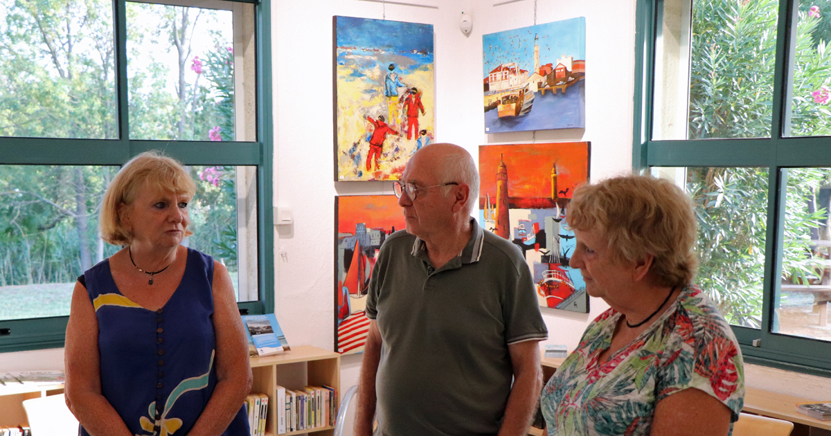 Sœurs jumelles, passionnées d’art, elles exposent au port de plaisance de Gallician